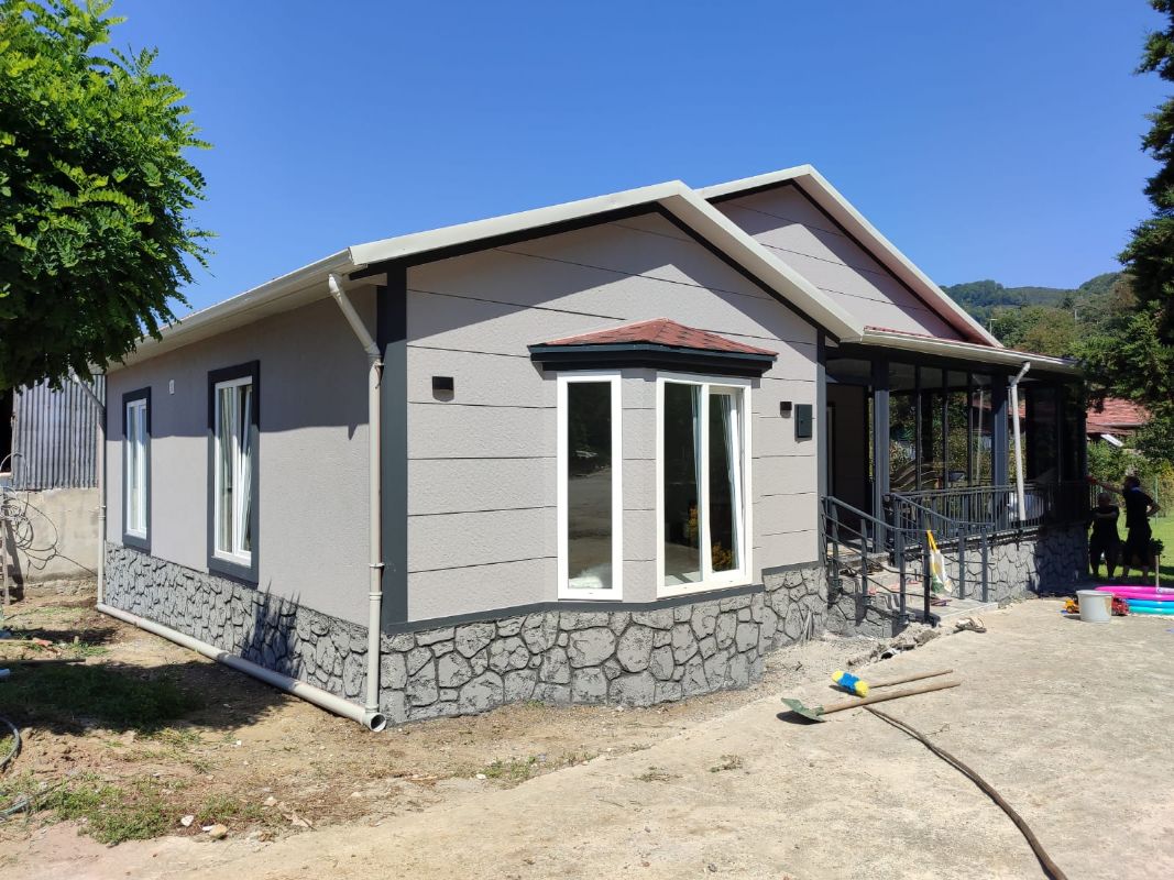 105 M2  2+1 